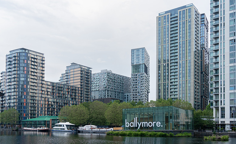 Canary Wharf area view 5