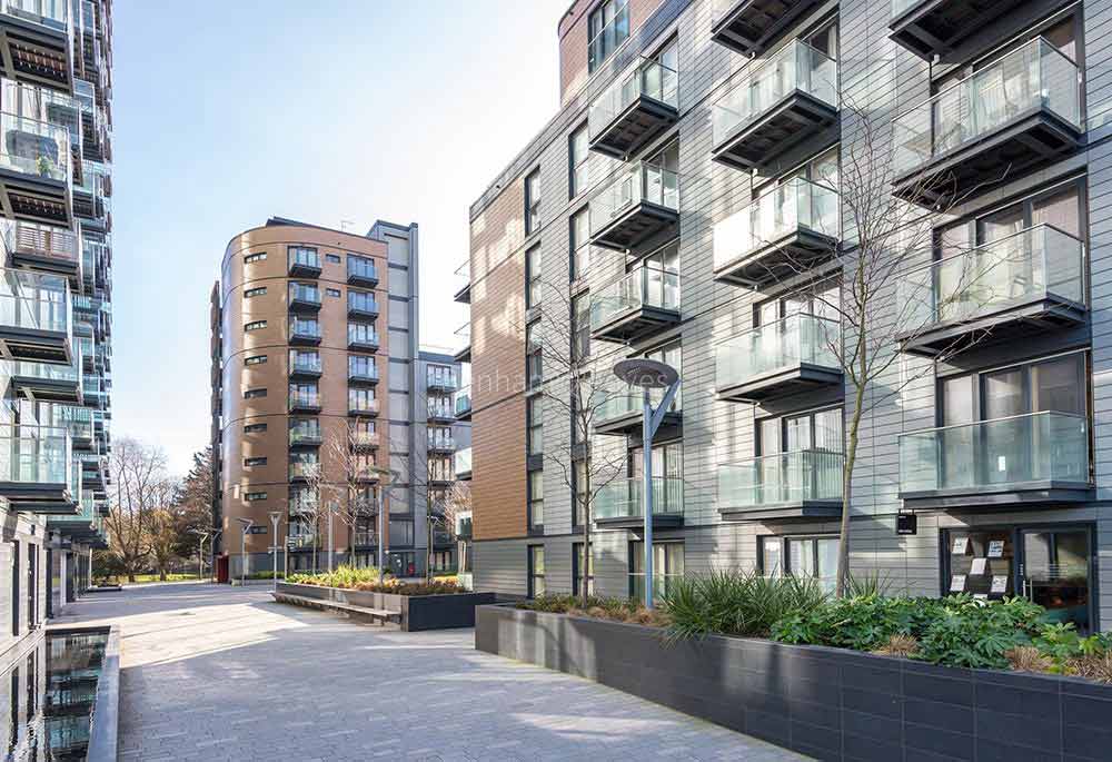 Exterior view of 21 Wapping Lane Image 1