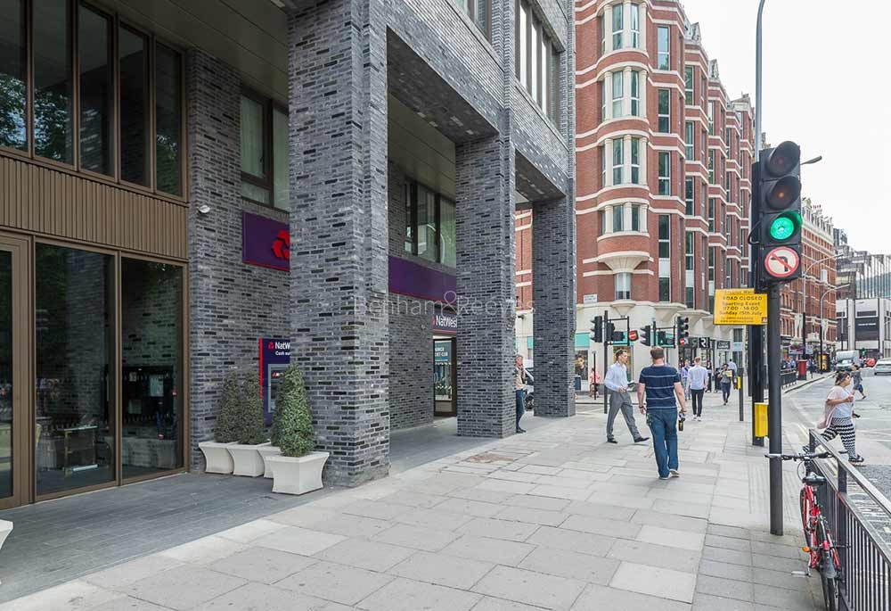 Exterior view of 55 Victoria Street Image 3