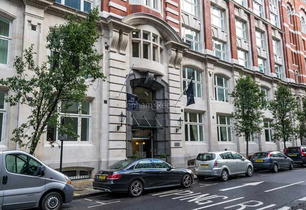 Exterior view of 75 Leman Street Image 1