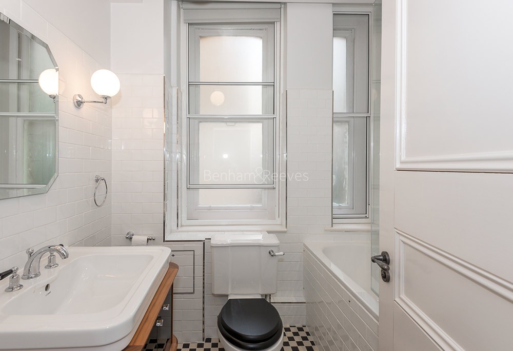 Bathroom view of Artilleries Image 2