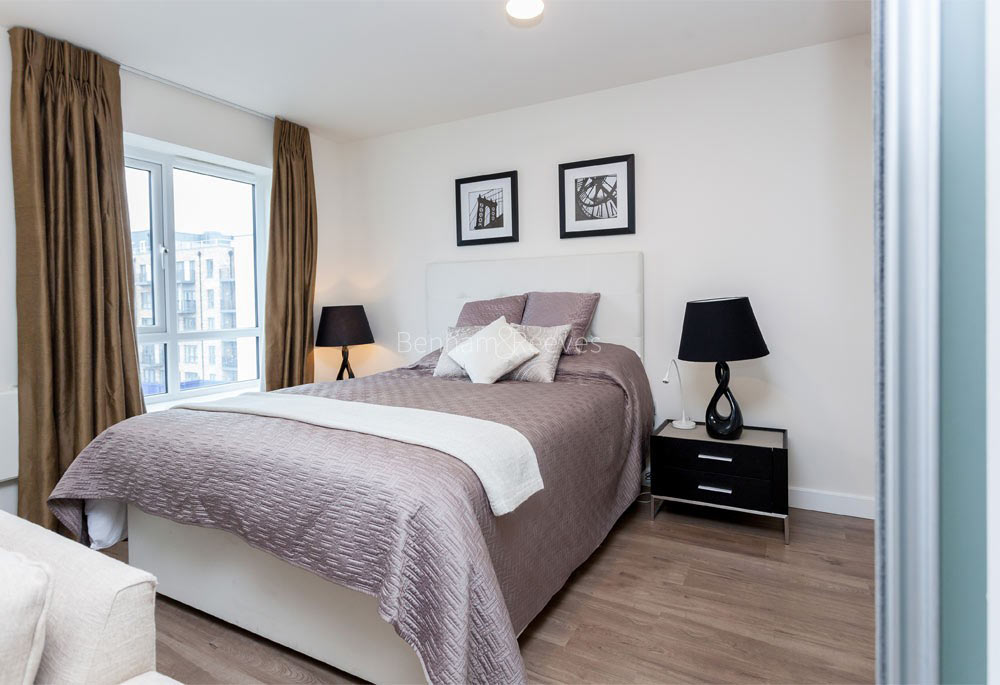 Bedroom view of Beaufort Park Image 1