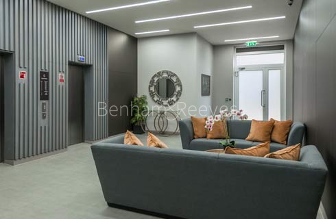 Blackfriars Circus amenities images 2