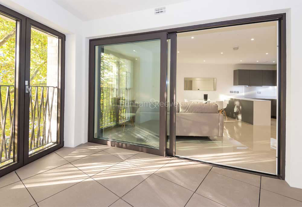 Reception view of Blackfriars Circus Image 4