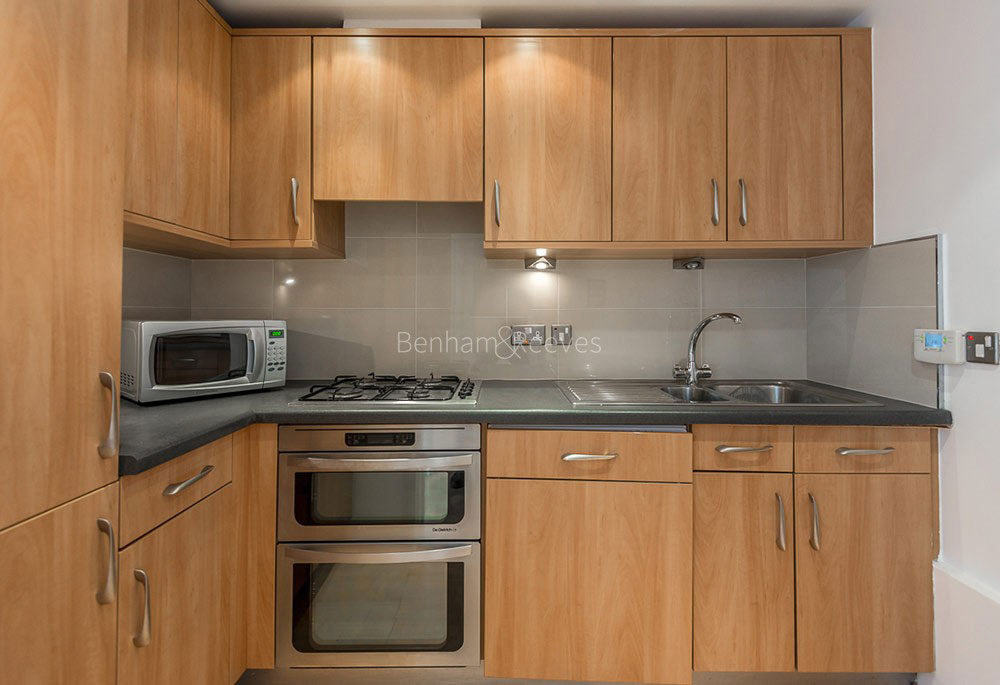 Kitchen view of Brook Mews North Image 1