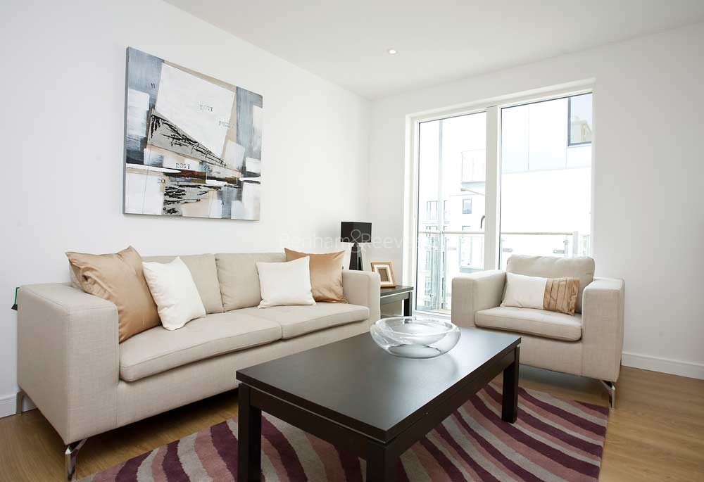 Reception view of Caspian Wharf Image 2