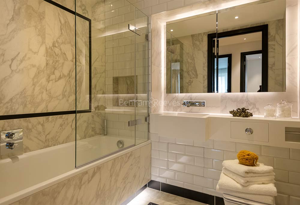 Bathroom view of Chapter Street Image 1