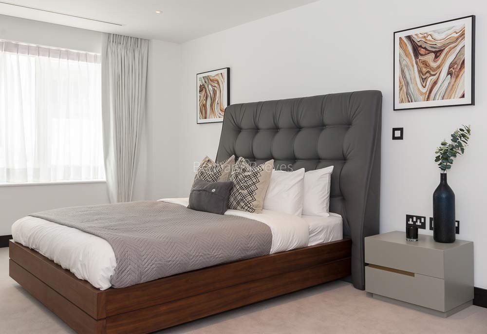 Bedroom view of Chapter Street Image 1