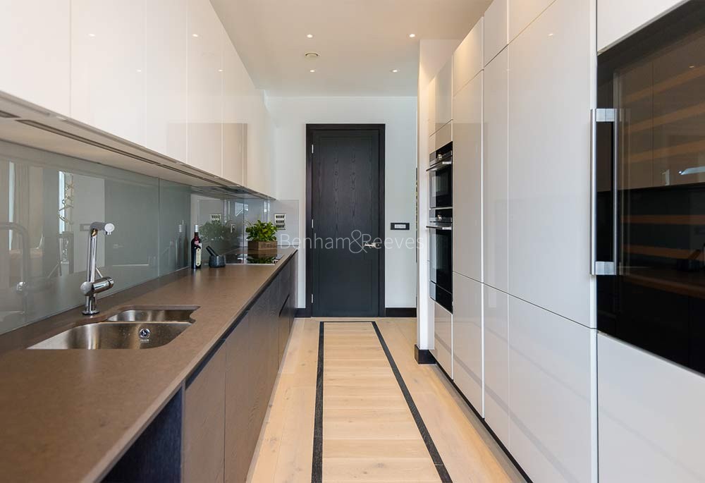 Kitchen view of Chapter Street Image 1