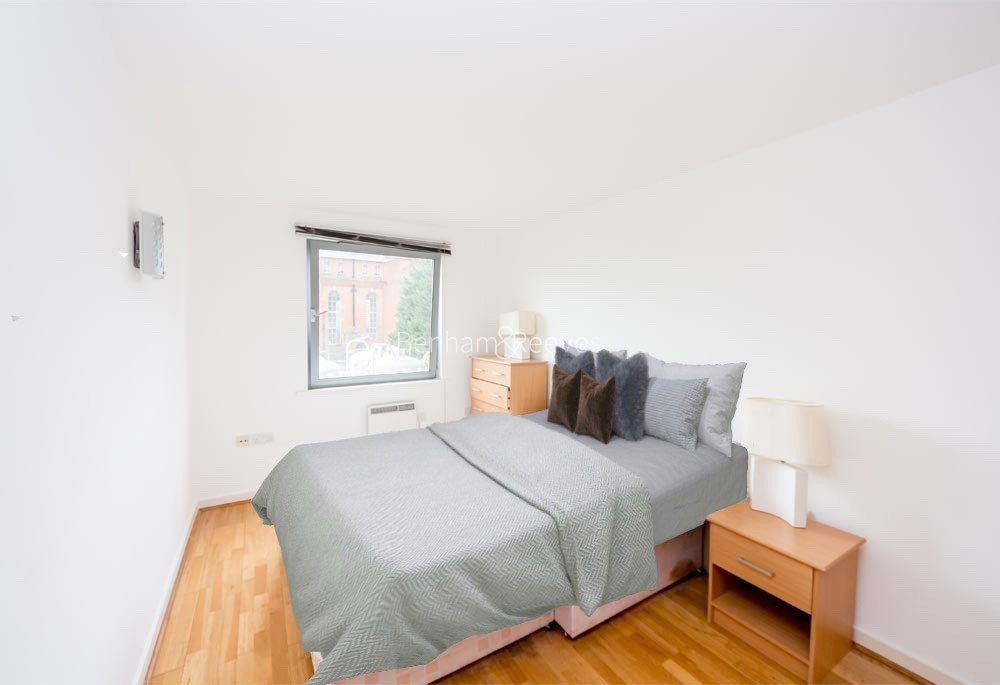 Bedroom view of Deals Gateway Image 1