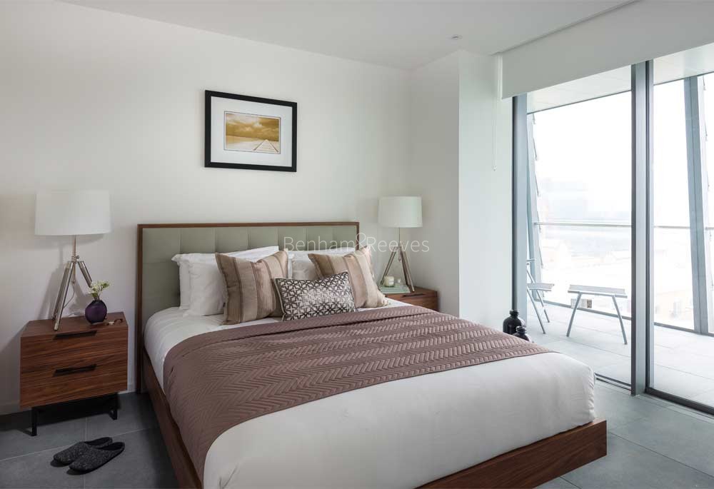 Bedroom view of Dollar Bay Image 1