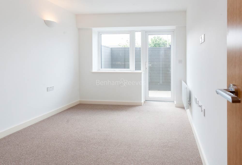 Bedroom view of Dolphin House Image 1