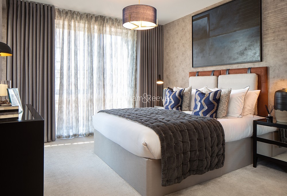 Bedroom view of Eastman Village Image 1