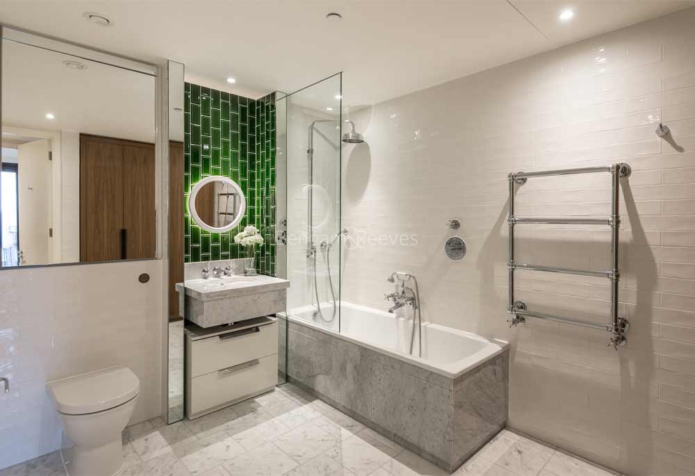 Bathroom view of Embassy Gardens Image 1