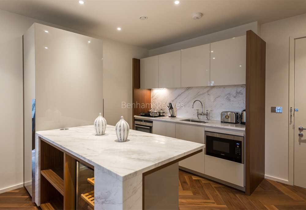 Kitchen view of Embassy Gardens Image 1