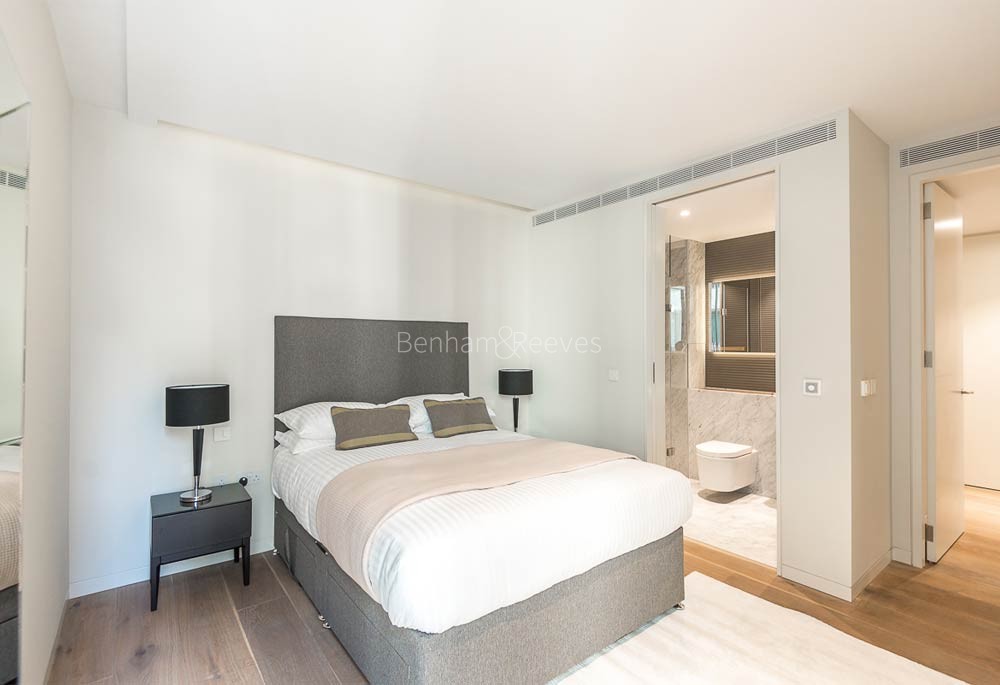 Bedroom view of Fitzroy Place Image 1