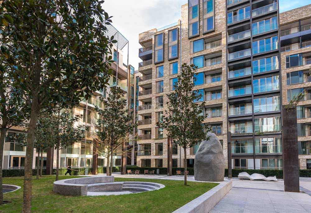 Exterior view of Fitzroy Place Image 1