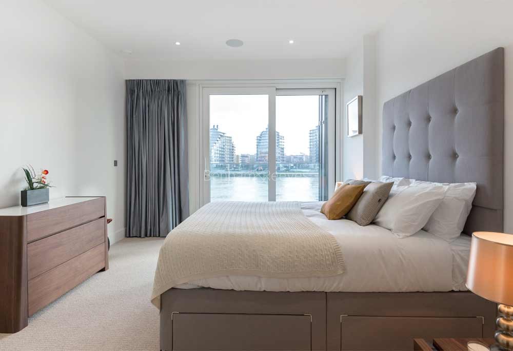 Bedroom view of Fulham Riverside Image 1