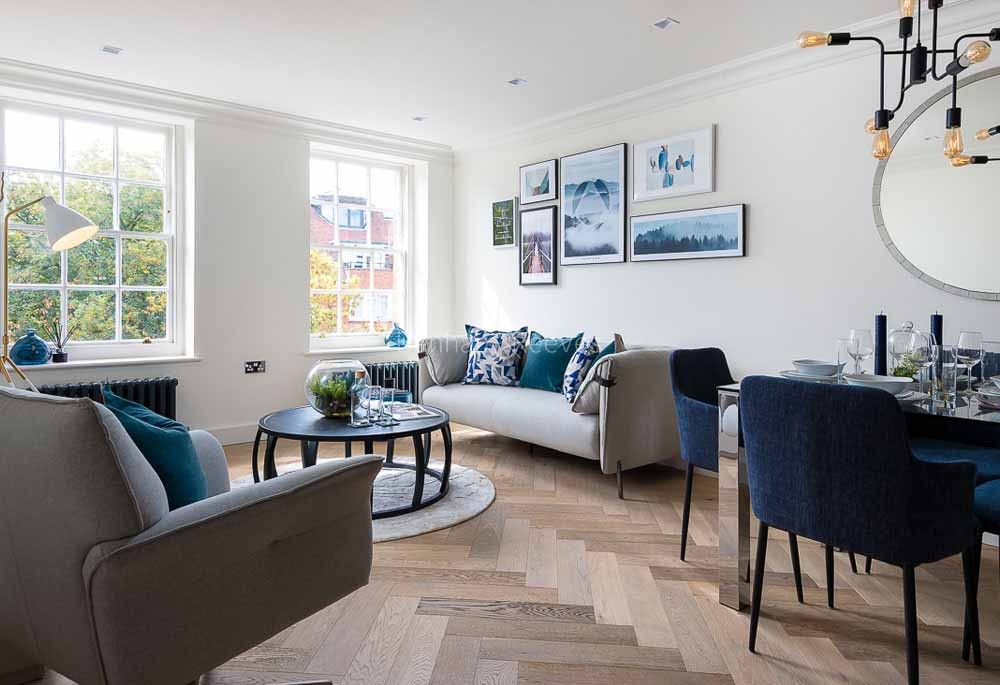 Reception view of Hampstead Manor Image 3