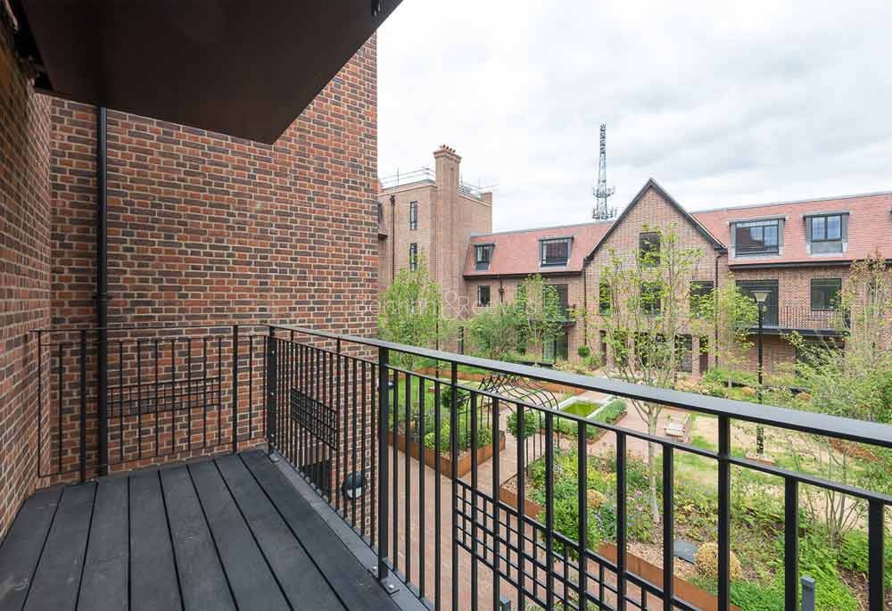 Exterior view of Hampstead Reach Image 2