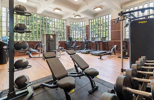 Hayes Village amenities images 2