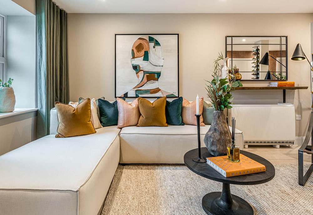 Reception view of Horlicks Quarter Image 2