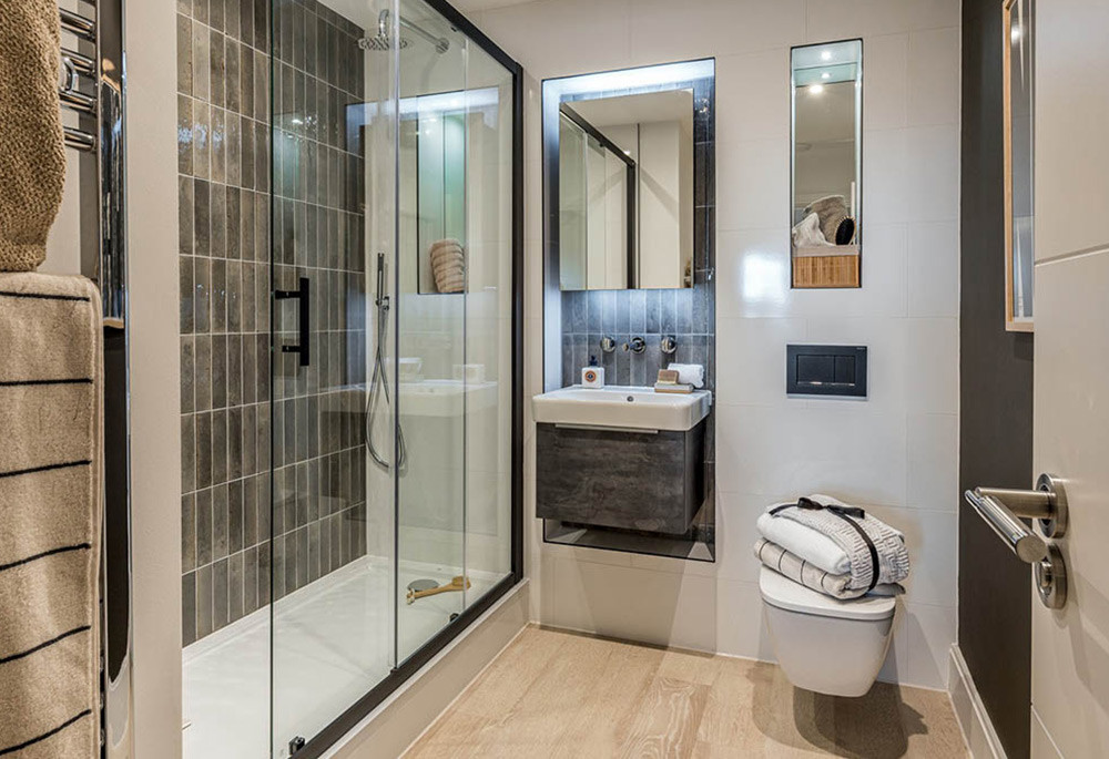 Bathroom view of Horlicks Quarter Image 1