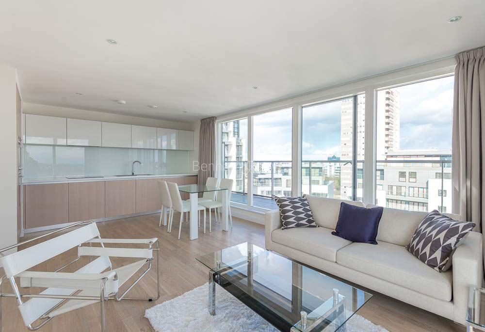 Kitchen view of Kew Bridge West Image 1