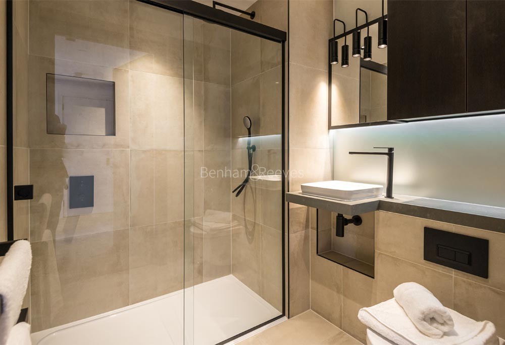 Bathroom view of Keybridge Image 1