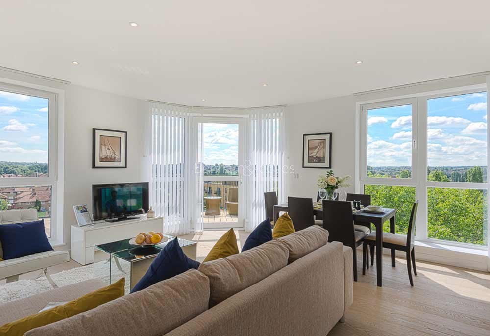 Reception view of Kidbrooke Village Image 1