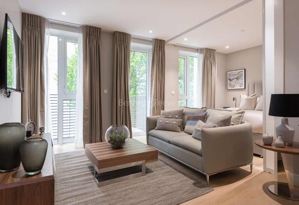 Reception view of London Dock Image 5