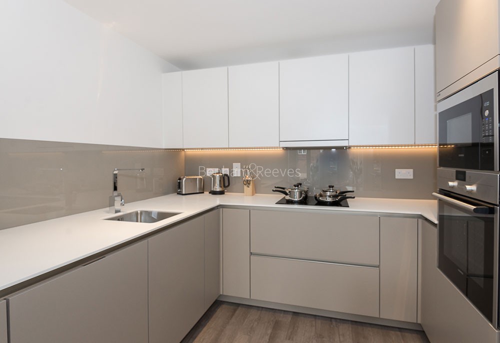 Kitchen view of London Square Streatham Hill Image 1