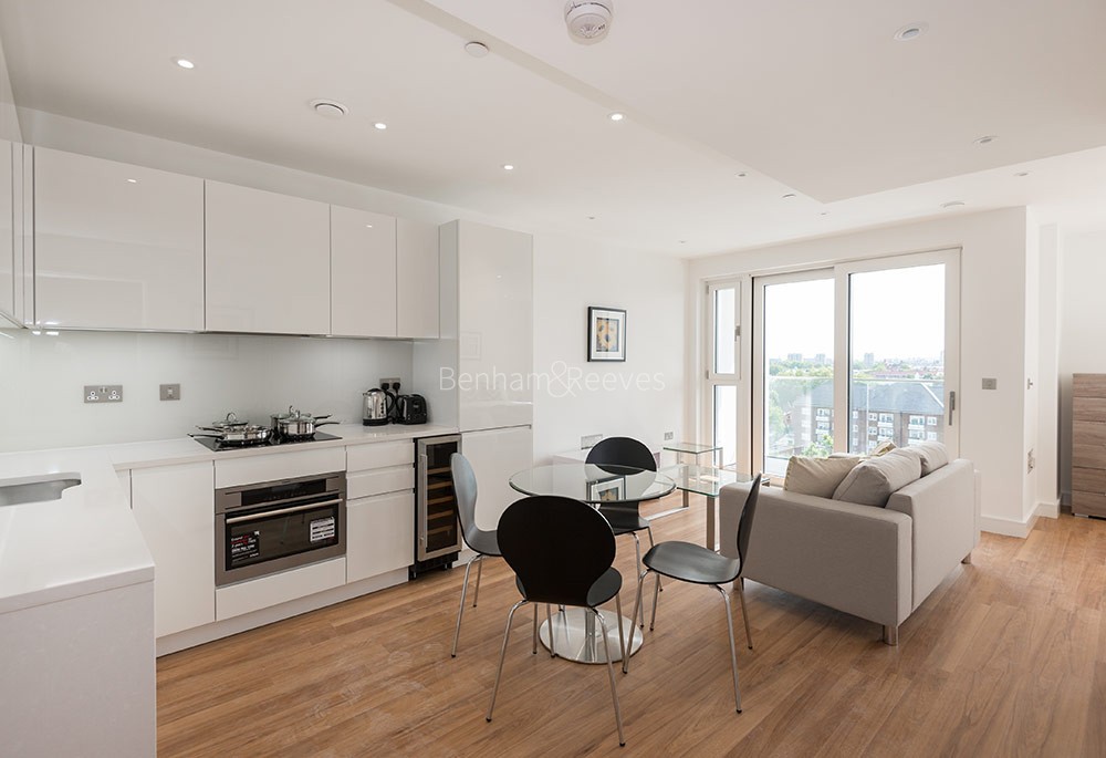 Kitchen view of Nine Elms Point Image 1