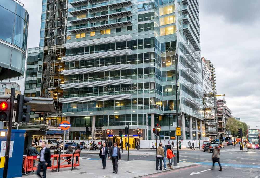 Exterior view of One Commercial Street Image 2