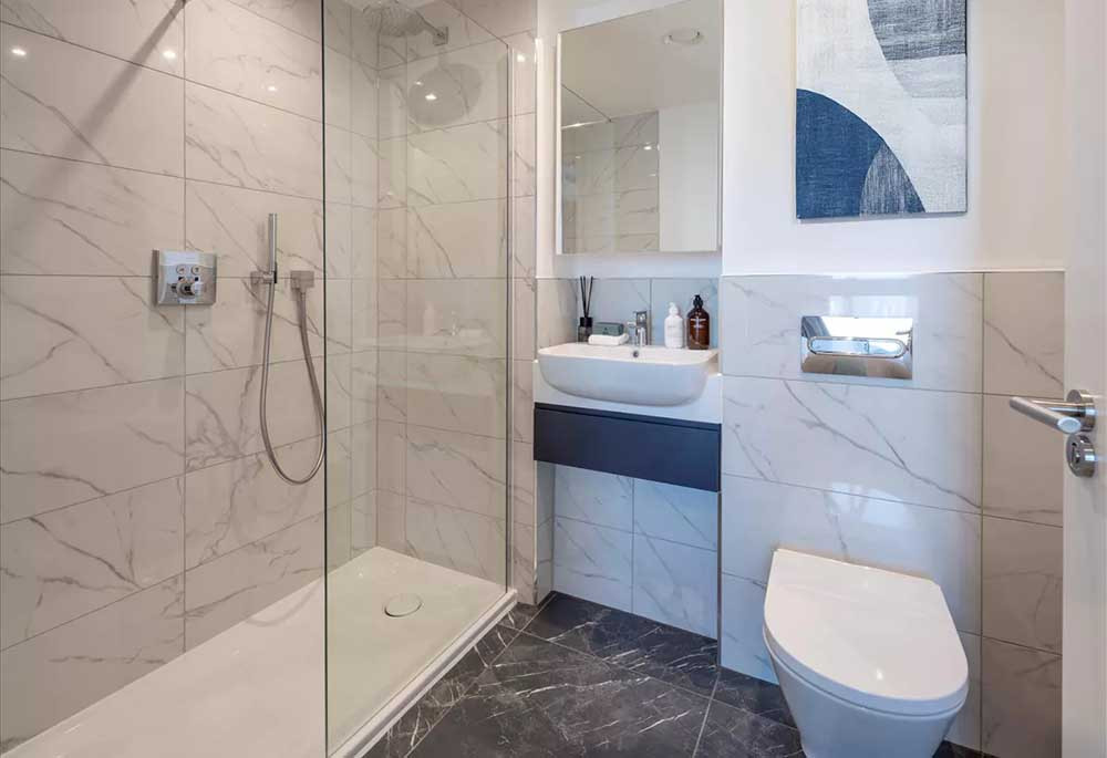 Bathroom view of One Thames Quay Image 1