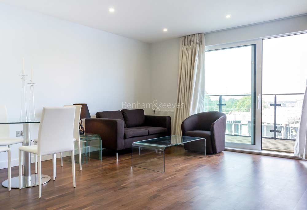 Reception view of Paynes & Borthwick Image 1