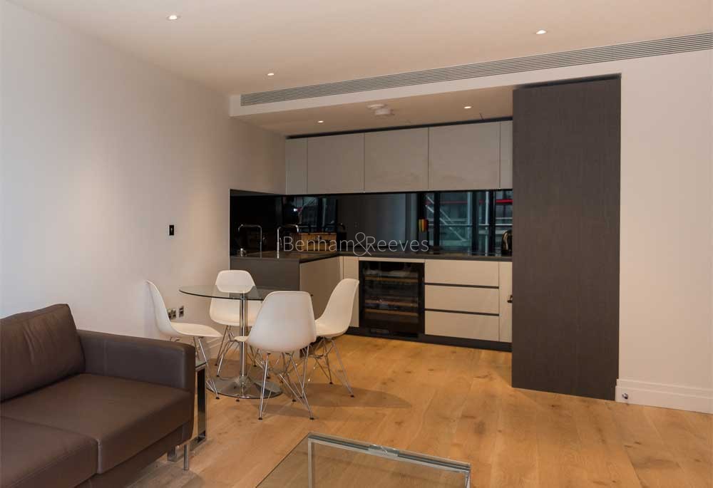 Kitchen view of Riverlight Image 1