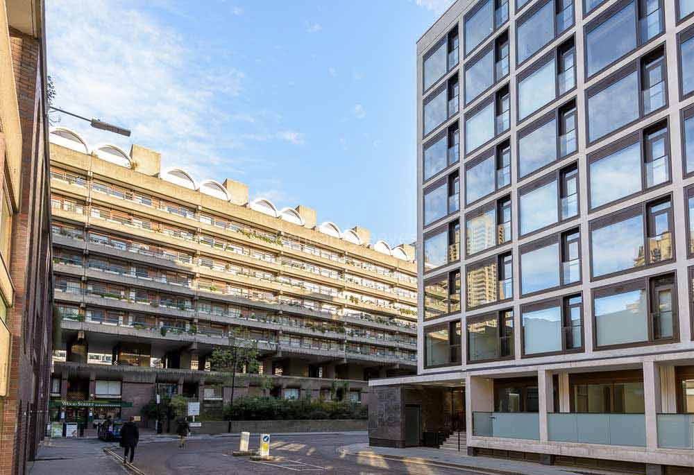 Exterior view of Roman House Image 1