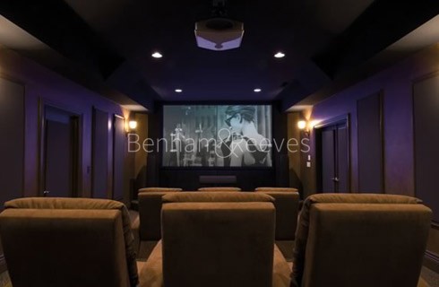 Royal Mint Gardens amenities images 1