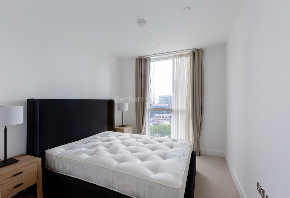 Bedroom view of Sailmakers Image 1