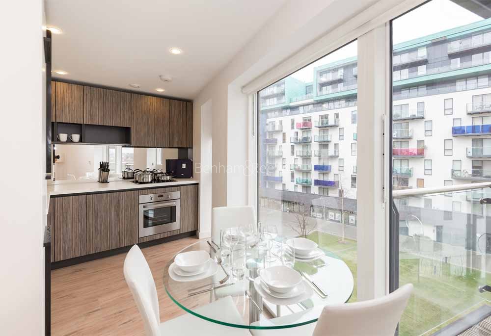 Reception view of Silvermill Image 1