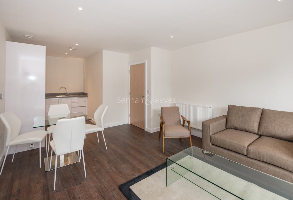 Reception view of Stanmore Place Image 1