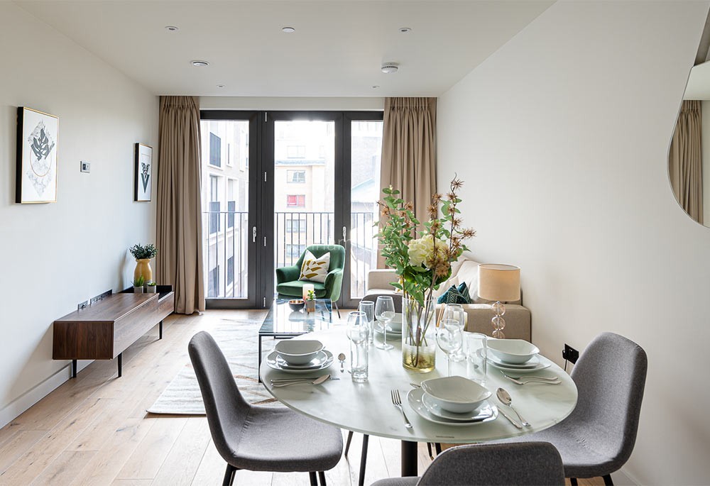 Reception view of The Denizen Image 1