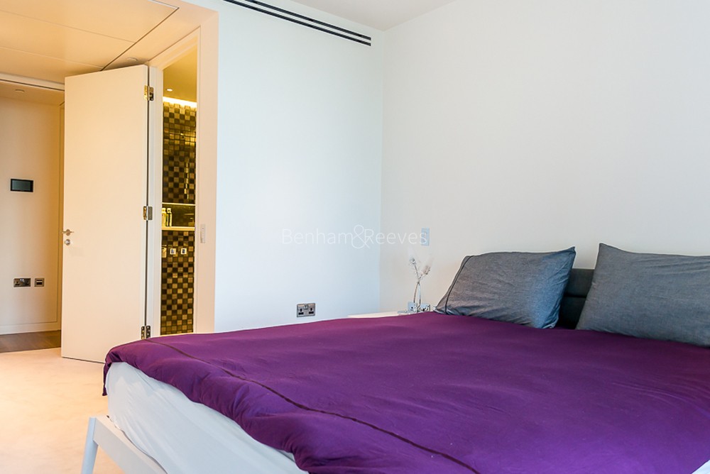 Bedroom view of The Heron Image 1