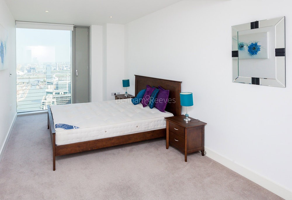 Bedroom view of The Landmark Image 2