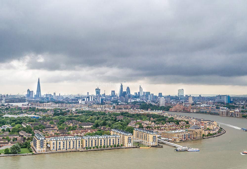 Exterior view of The Landmark Image 3