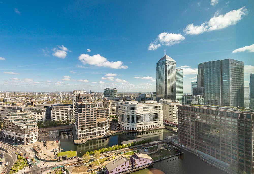 Exterior view of The Landmark Image 4