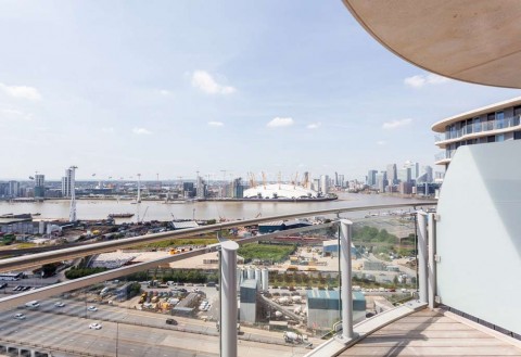 Hoola Apartments, Royal Victoria, E16