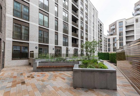 Postmark, Farringdon, WC1