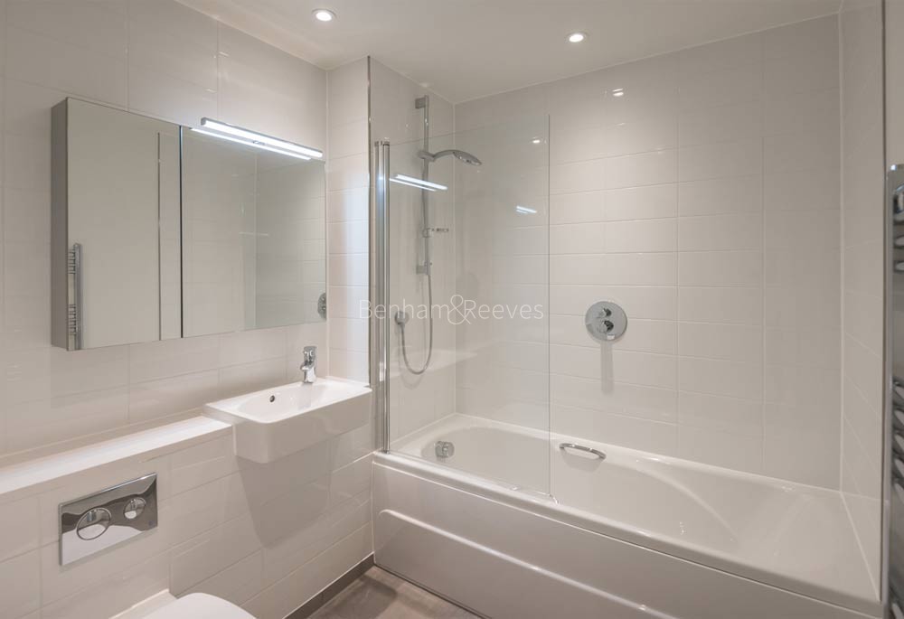 Bathroom view of TNQ Image 1